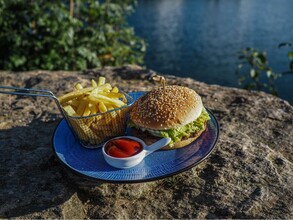 Burger im Seestüberl | © Seestüberl auf der Hebalm