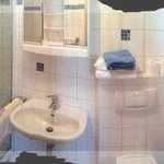 Bild von Vierbettzimmer mit Dusche od. Bad, WC