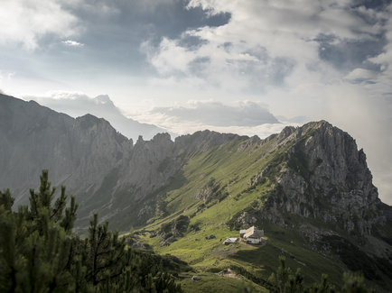Admonterhaus mit Blick auf die Admonter Warte