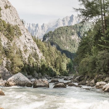 Blick von der Enns in die Hochtorgruppe | © Andreas Hollinger | Andreas Hollinger