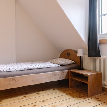 Zweibettzimmer I Fewo Kräutergartl | © TV Gesäuse | Thomas Sattler