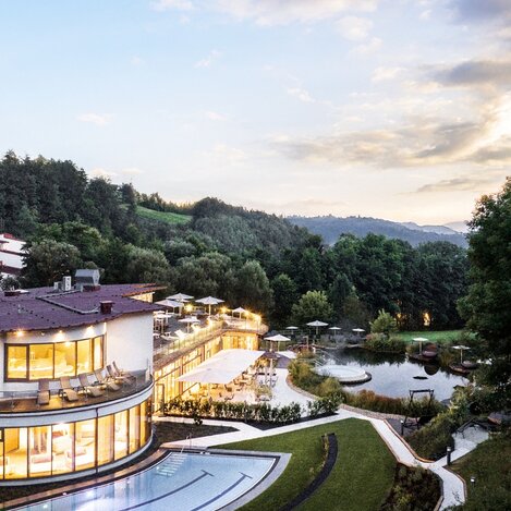 Hoteltherme im Heilthermen Resort Bad Waltersdorf | © Heilthermen Resort Bad Waltersdorf