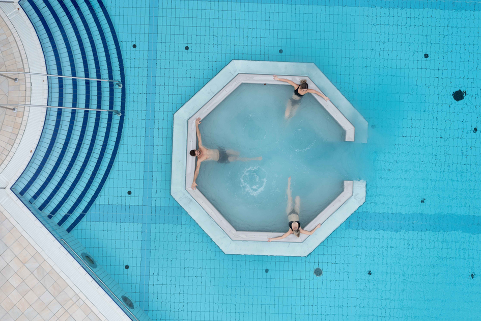 Thermalbad im Außenbereich – Thermenresort Loipersdorf | © Thermenresort Loipersdorf
