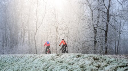 Winter-Radfahren im Thermen- & Vulkanland | © Thermen- & Vulkanland  | Pixelmaker
