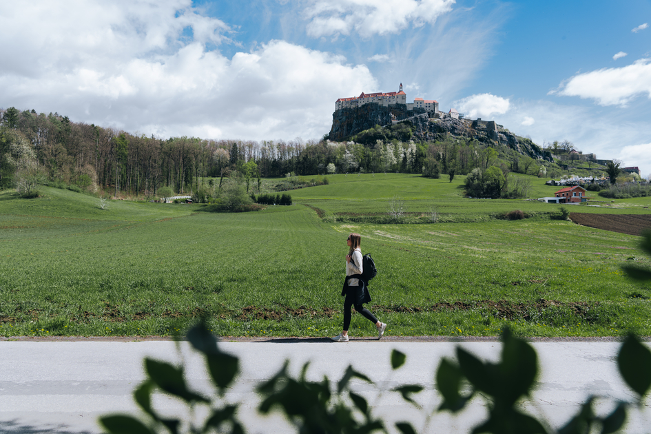 Wandern auf der Zotter-Genussschleife in Riegersburg | © Thermen- & Vulkanland | Line Sulzbacher