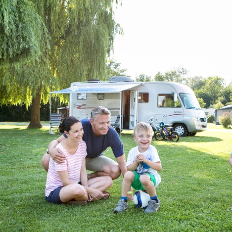 Camping-Urlaub inmitten prachtvoller Natur  | © Thermen- & Vulkanland | Harald Eisenberger