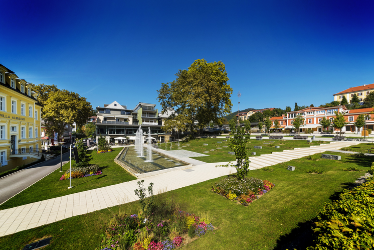 Hauptplatz in Bad Gleichenberg | © Thermen- & Vulkanland | Werner Krug