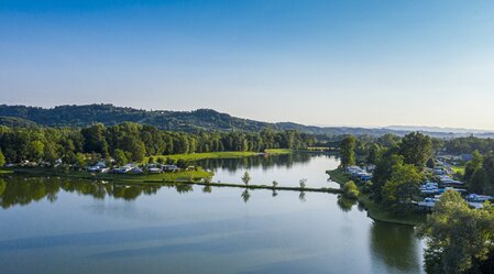 Campen beim Röcksee | © Thermen- & Vulkanland | pixelmaker.at