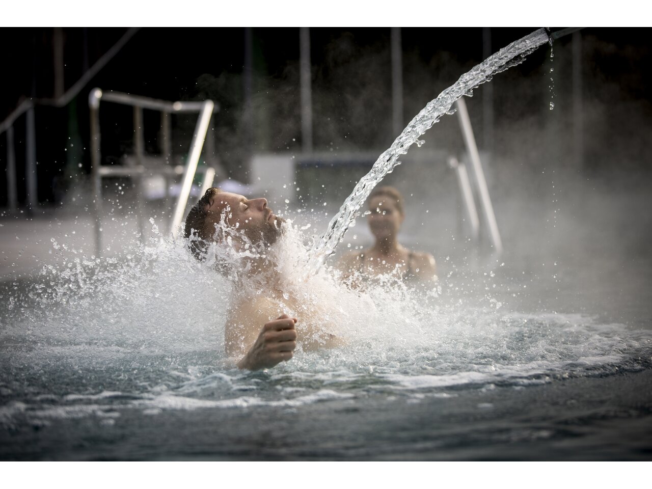 Thermalwasser in den 6 Thermen genießen