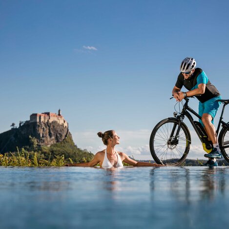 Radfahren mit Aussicht | © Thermen- & Vulkanland | Harald Eisenberger