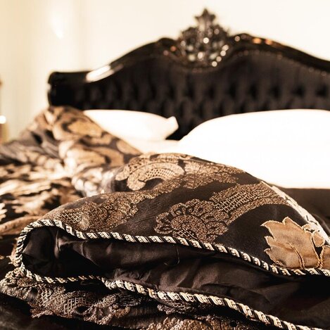 Schlafzimmer amberner Penthouse Bad Waltersdorf  | © Markus Hirtzi