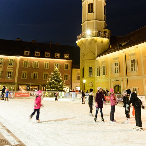 Eislaufplatz am Hauptplatz Bad Radkersburg | © Thermen- & Vulkanland | ©pixelmaker.at