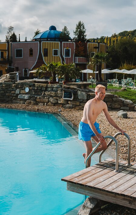 Eintauchen ins Rogner Bad  Blumau | © Thermen- & Vulkanland | valantic austria