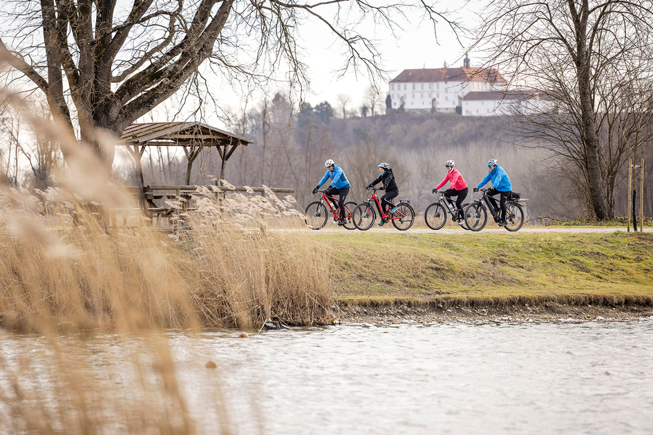 Sanfte Bewegung im Winter | © Thermen- & Vulkanland | Harald Eisenberger
