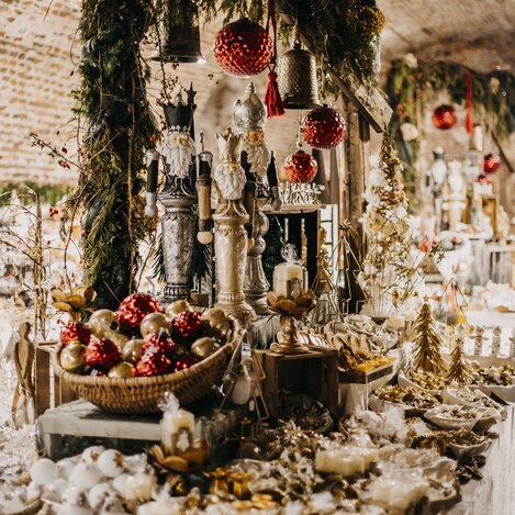 Weihnachtsausstellung auf Schloss Burgau | © Kunsthandwerk Schloss Burgau | fotofraller.at