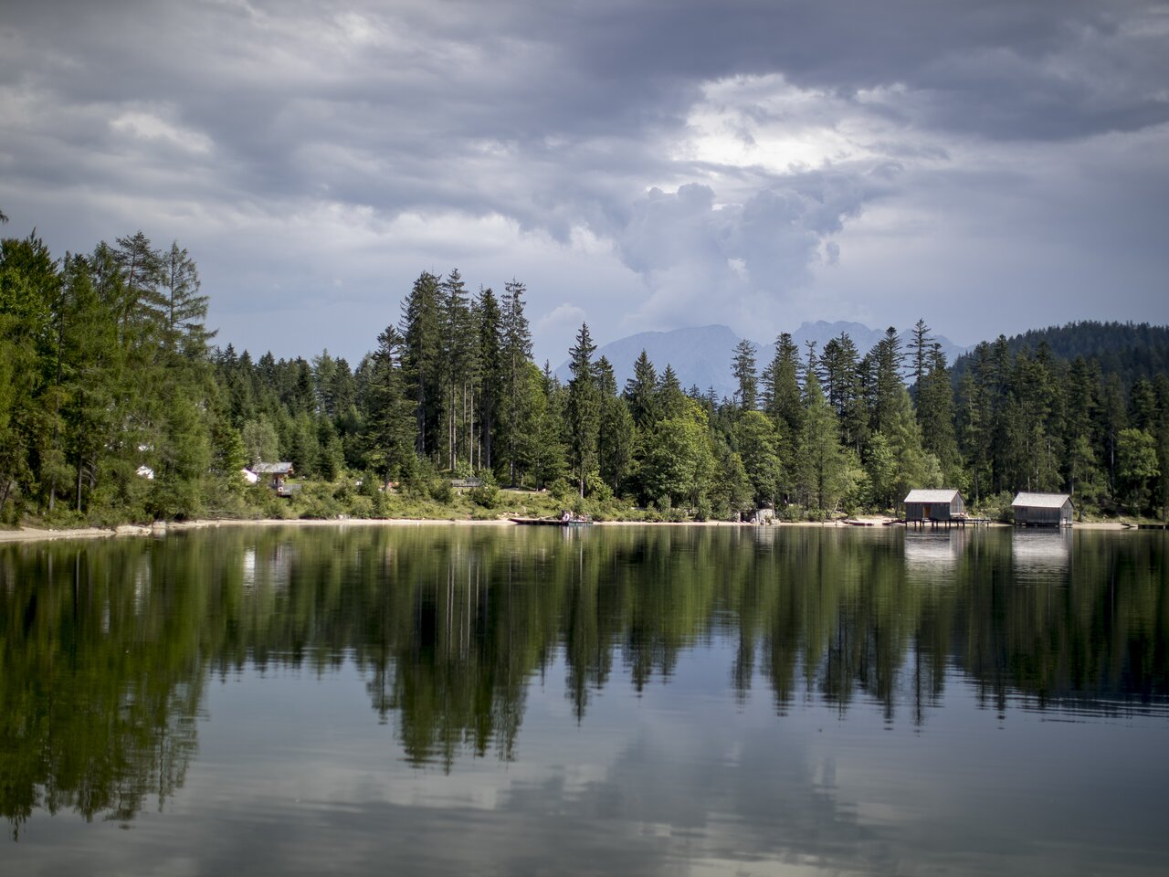Der Ödensee kurz vorm nächsten Sommergewitter | Ausseerland Salzkammergut | © Tom Lamm | ikarus.cc | Tom Lamm