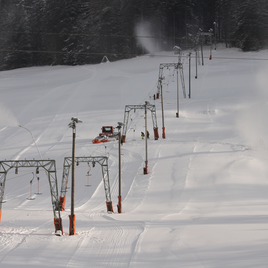 Skilift im Skigebiet Zlaim Grundlsee