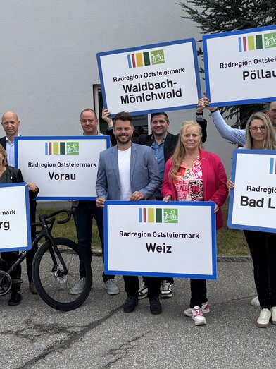 Gruppenfoto Etappen Radjugendtour Oststeiermark | © Regionalentwicklung Oststeiermark
