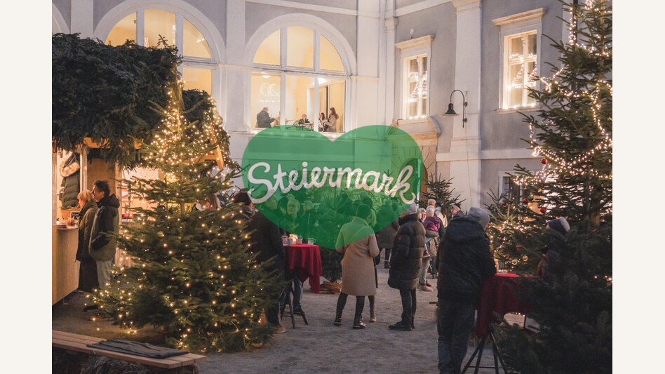 Ebner Advent im Pöllauer Schlosshof in der Oststeiermark | © Alexander Letonja | Maria Ebner