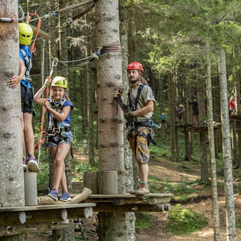 Klettern im Almerlebnispark Teichalm im Naturpark Almenland in der Oststeiermark | ©  Oststeiermark Tourismus | Rene Strasser
