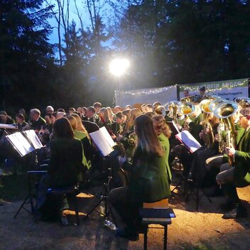Konzert des Musikvereins Anger bei der Burgruine Waxenegg in der Oststeiermark | © Oststeiermark Tourismus | Anneliese Grabenhofer