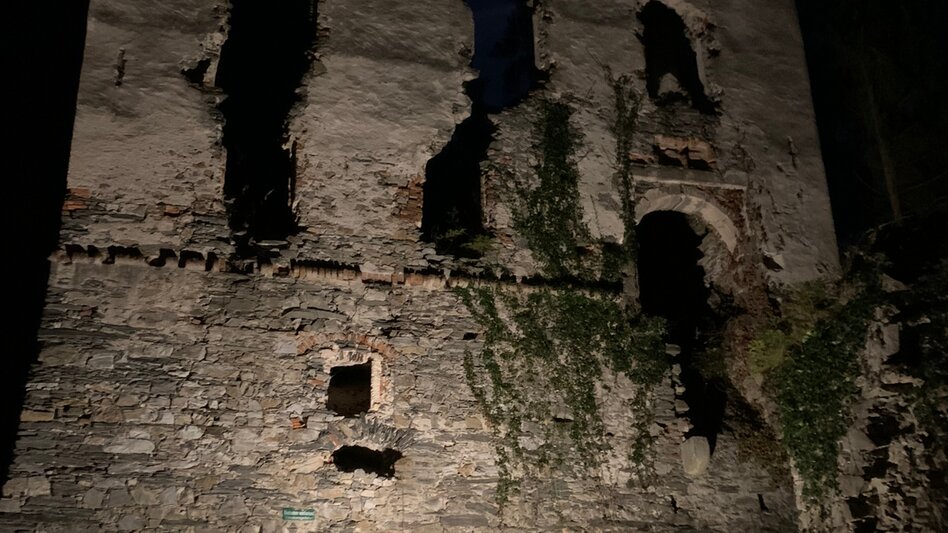 Ruine Waxenegg bei der Abakuspräsentation 2023  | © Oststeiermark Tourismus | Erich Brandl