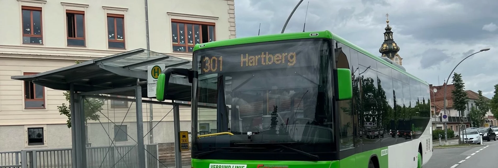 Bus at the stop in Hartberg in Eastern Styria | © TV Oststeiermark | Sigi Prugner