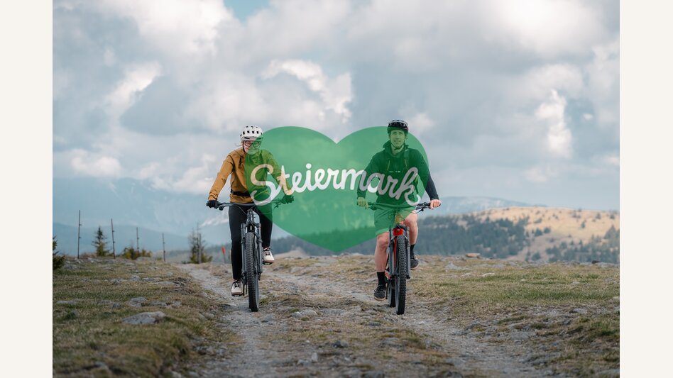 Mountainbiken auf den steirischen Wexl Trails in der Oststeiermark | © Wexl Trails | Roastmedia