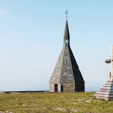 Summit cross on the Hochwechsel | © TV Oststeiermark | Birgit Kandlbauer