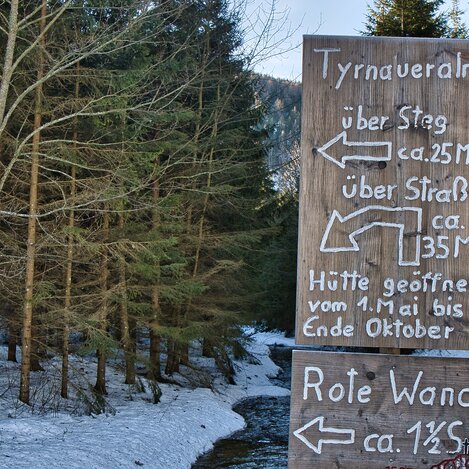 Wegweiser auf der Tyrnauer Alm in der Oststeiermark | © Oststeiermark Tourismus