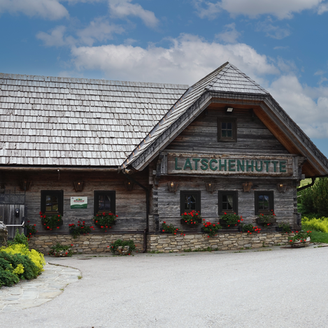 Latschenhütte in Fladnitz an der Teichalm | ©  Oststeiermark Tourismus | Chiara Raith