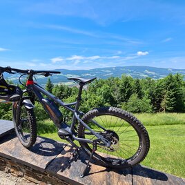 E-Bike fahren im Pöllauer Tal