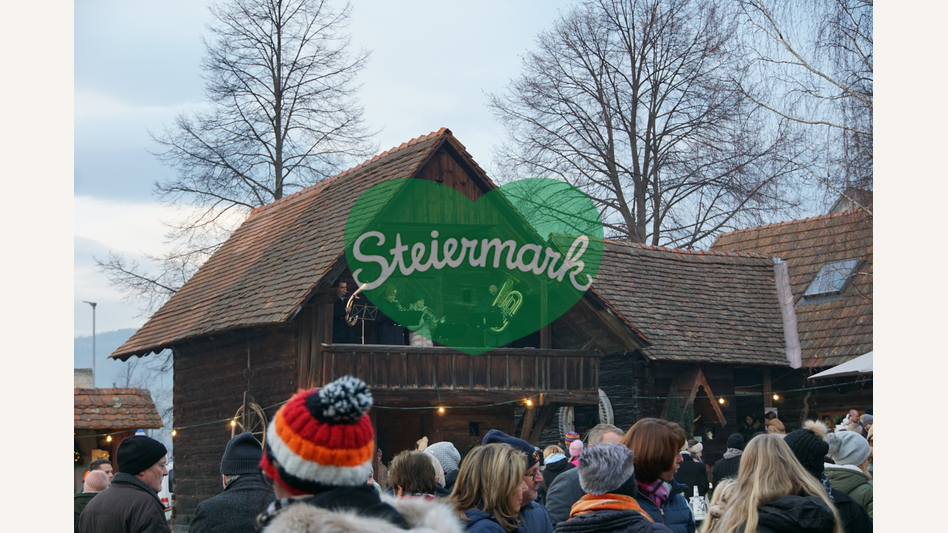 Vorauer Weisenbläser beim Joglland Advent g'spian im Freilichtmuseum Vorau | ©  Oststeiermark Tourismus | Jasmin Perhofer