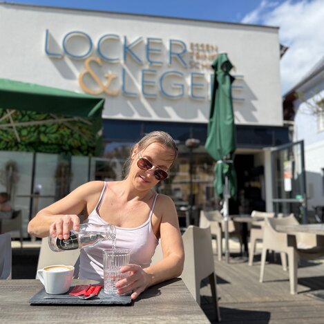 Nachmittagskaffee beim Restaurant "Locker & Légere" in St. Ruprecht an der Raab | © 
Oststeiermark Tourismus | Nina Ressel