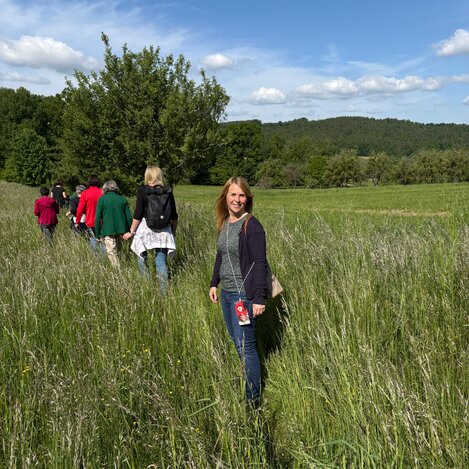 Kräuter in der Wiese entdecken | © 
Oststeiermark Tourismus | Anja Reichenbäck