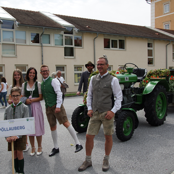 Blumenwägen beim Blumenkorso in Vorau | © 
Oststeiermark Tourismus | Jasmin Perhofer