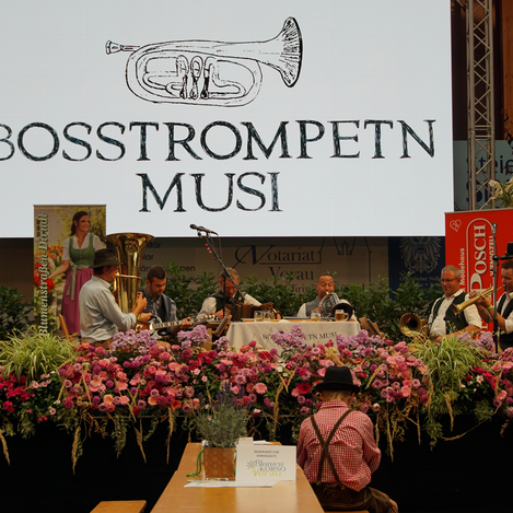 Blosstrompeten Musi in der Urkraft Arena | ©  Oststeiermark Tourismus | Jasmin Perhofer