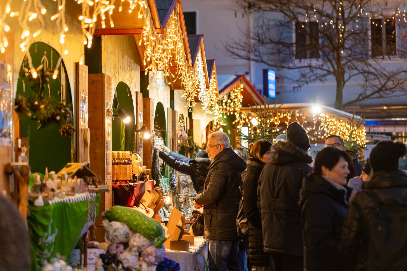 Adventmarktstände in Gleisdorf