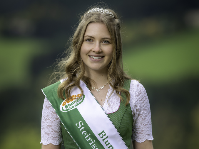 Flower Queen Sarah Milchrahm from Vorau