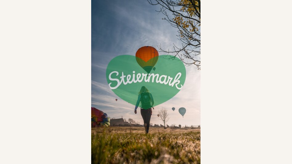 Heißluftballone bei Morgenstimmung | © 
Oststeiermark Tourismus | Alex Lang