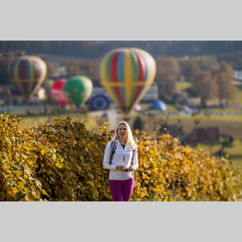 Heißluftballone starten in Schielleiten | © 
Oststeiermark Tourismus | Alex Lang