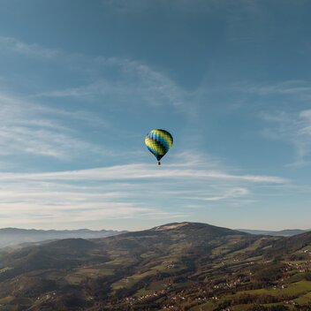 Hot air balloon over Eastern Styria | © 
Oststeiermark Tourismus | Alex Lang