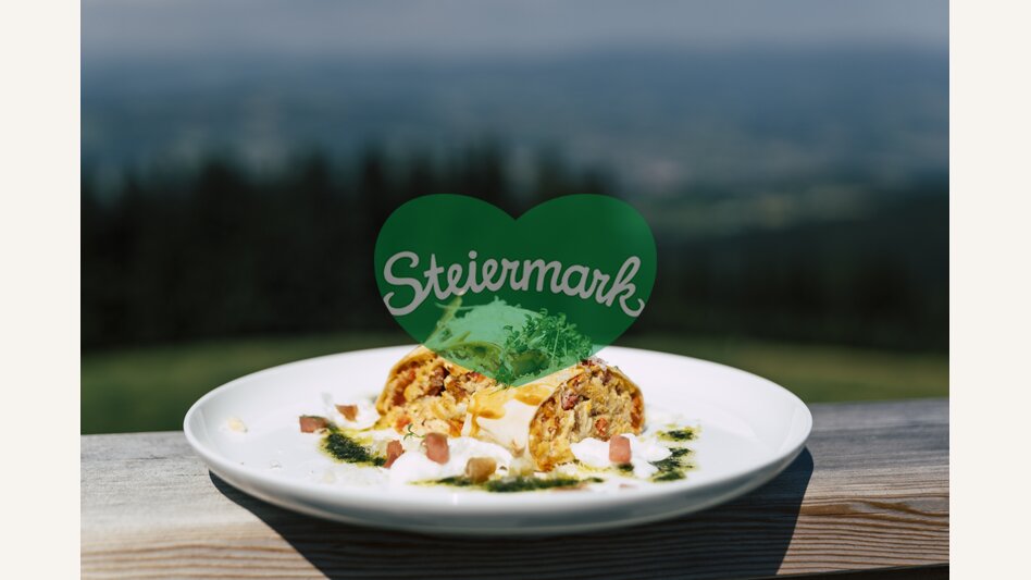 Kulinarik beim Olmstoll am Masenberg  | © Oststeiermark Tourismus |  Bernhard Bergmann