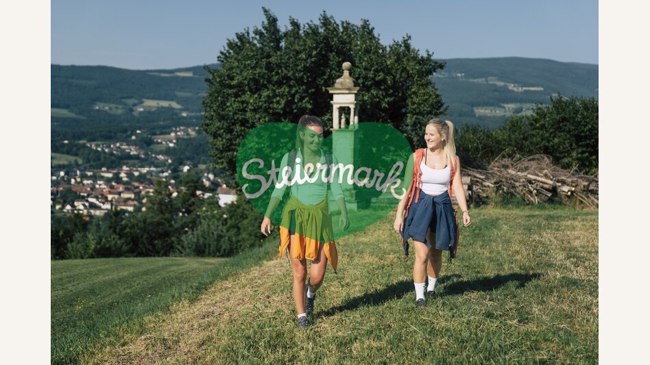 Wandern im Hartbergerland in der Oststeiermark | © Oststeiermark Tourismus |  Bernhard Bergmann