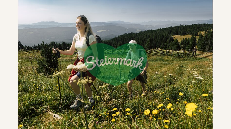 Wanderer auf der Pretul in der Oststeiermark | © 
Oststeiermark Tourismus |  Bernhard Bergmann
