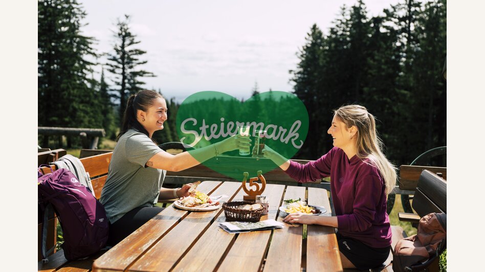 Einkehr beim Hallerhaus im Wechselland | ©  Oststeiermark Tourismus |  Bernhard Bergmann