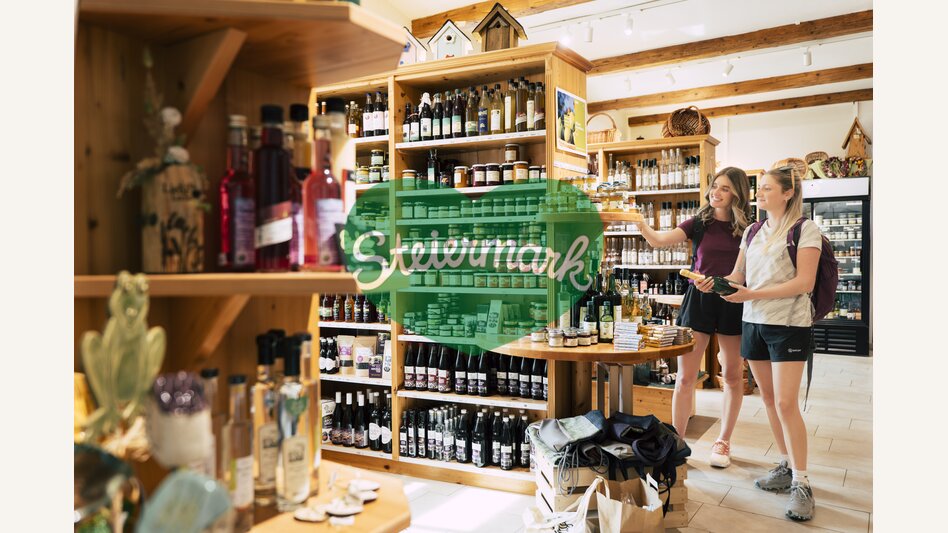 Besuch im Bauernladen im Pöllauer Tal | ©  Oststeiermark Tourismus |  Bernhard Bergmann