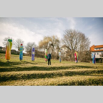Bunte Skulpturen im Freien | ©  Oststeiermark Tourismus | Lucas Oswald Vollmann & Noah Ulrich