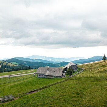 Stoakoglhütte in der Oststeiermark | © 
Oststeiermark Tourismus | Lucas Vollmann-Oswald