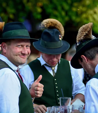 Steirische Tracht beim Winzerfest in Hartberg | © Oststeiermark Tourismus | Christian Strassegger